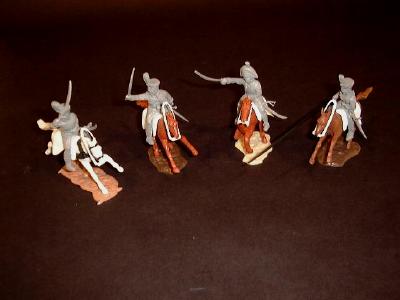 TIMPO Prussian Cavalry 4 mounted in 3 poses w/4 horses (gray)  <font color=#CC0000>(54mm) </FONT> 