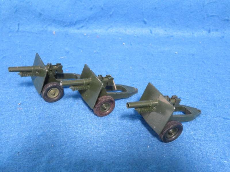 BRT708B Britains Vintage 25 Lb. Gun Battery X 3 (54MM) Metal