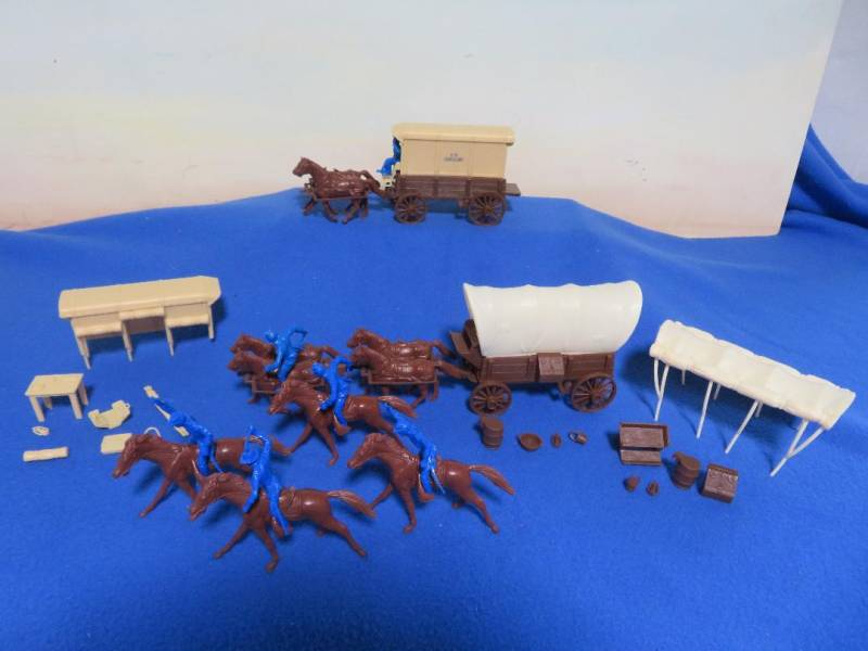 CTS753T CTS Cavalry & Conestoga Wagons w/ Cavalry Special (54MM)