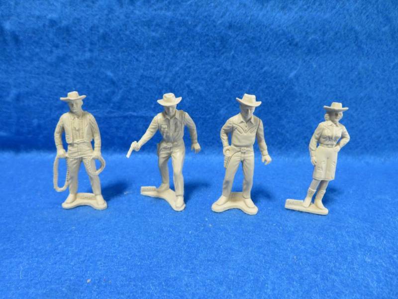 1950's TV series Sky King set of 4 character figures, 54mm resin