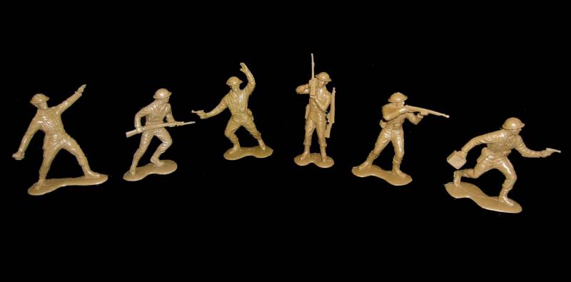 WWII British Infantry 6 figures in 6 poses