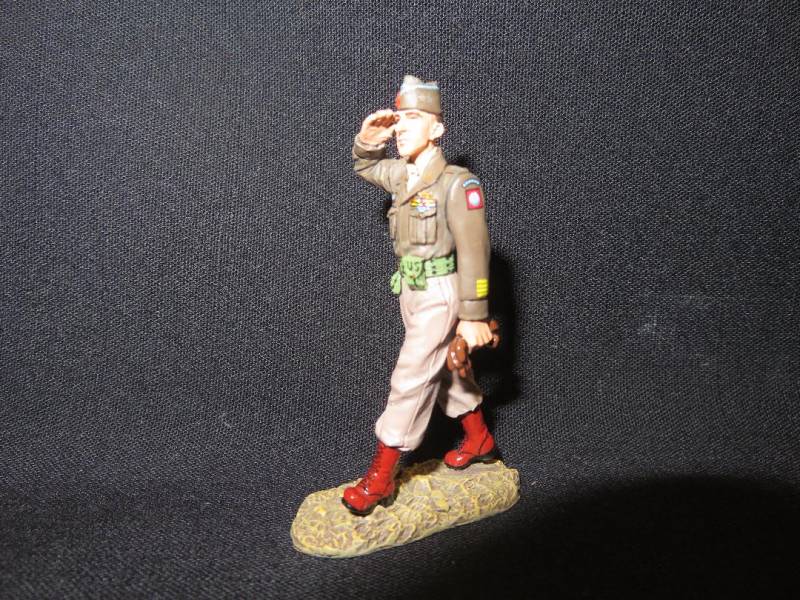 K&CDD080 General Gavin 82nd Airborne, Painted Metal, Boxed