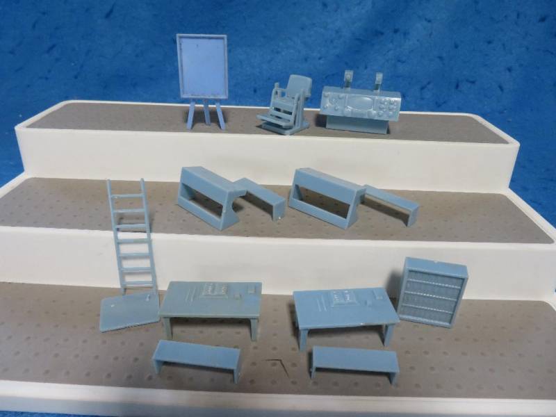 Marx Tom Corbet+ other playsets vintage space academy furniture